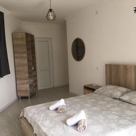 ホテル Rezo'S House クヴァリアティ エクステリア 写真