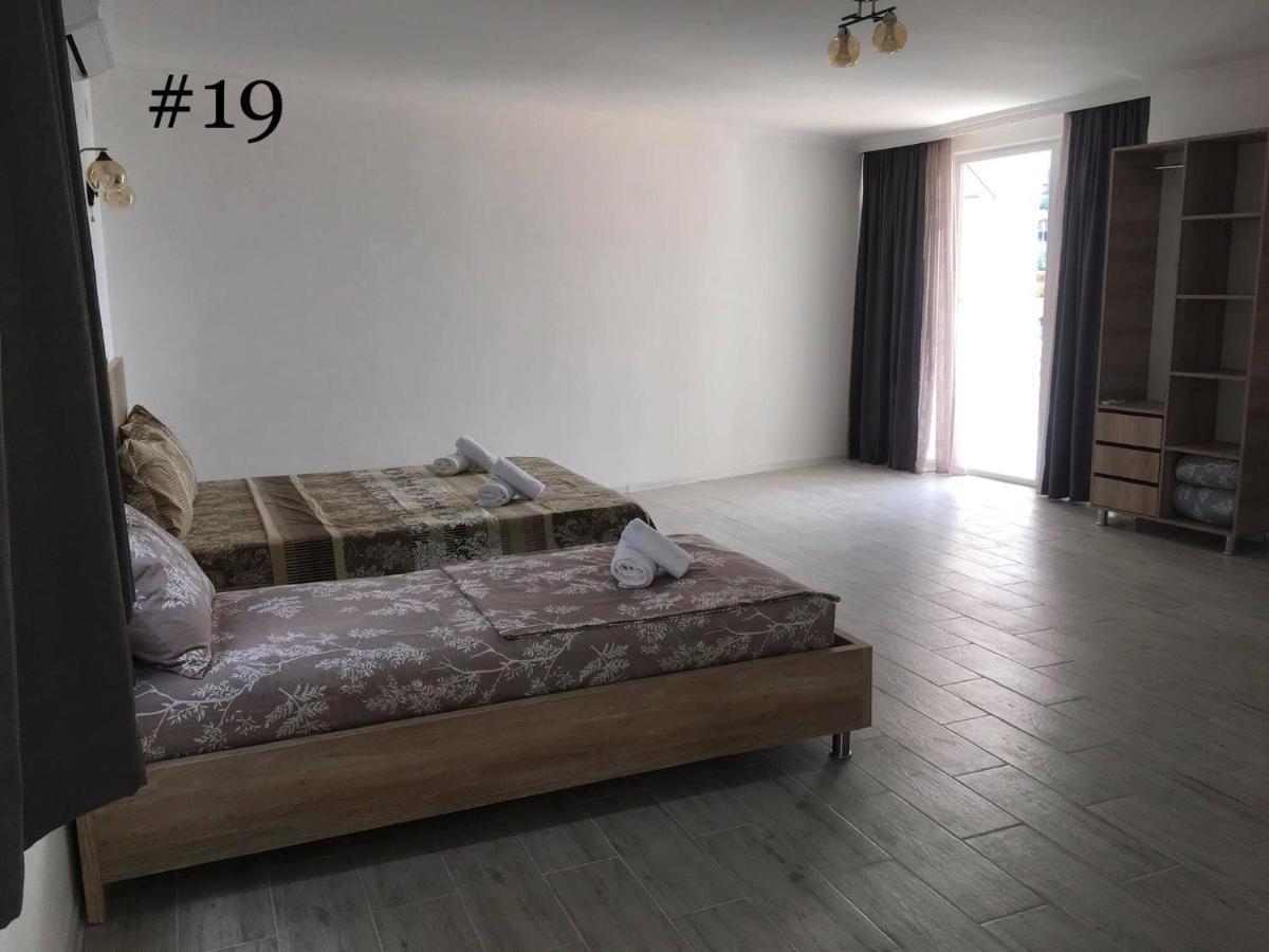 ホテル Rezo'S House クヴァリアティ エクステリア 写真