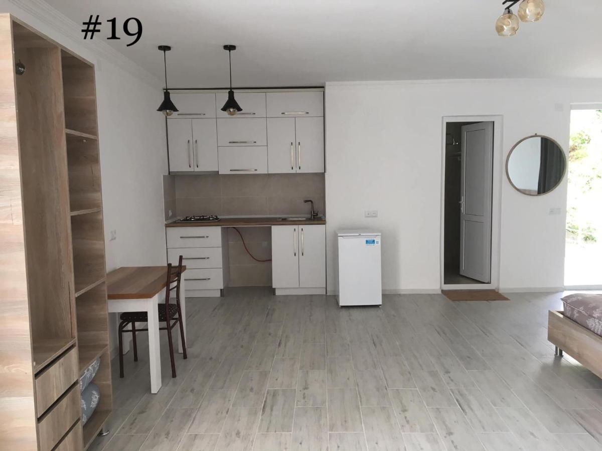 ホテル Rezo'S House クヴァリアティ エクステリア 写真